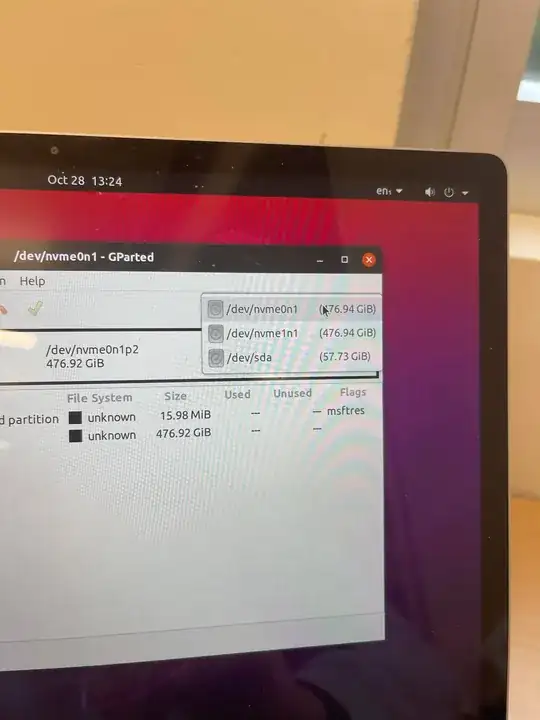 GParted in live session (drive options dropdown)